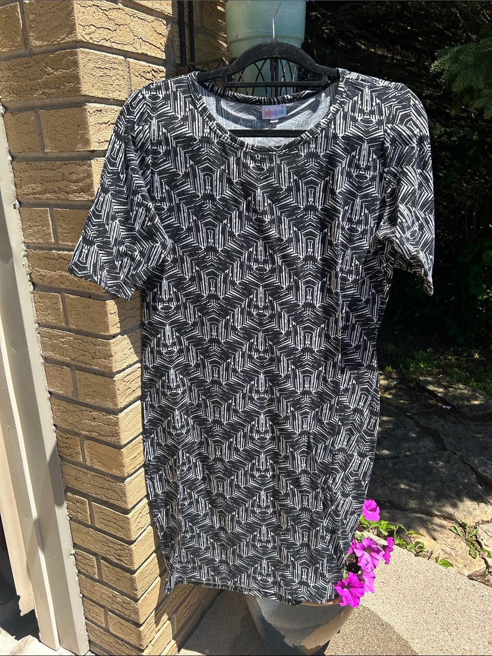 LuLaRoe Black & White Geometric Cassie Dress